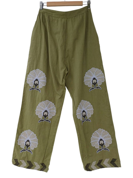 Pantalón  bordado 01