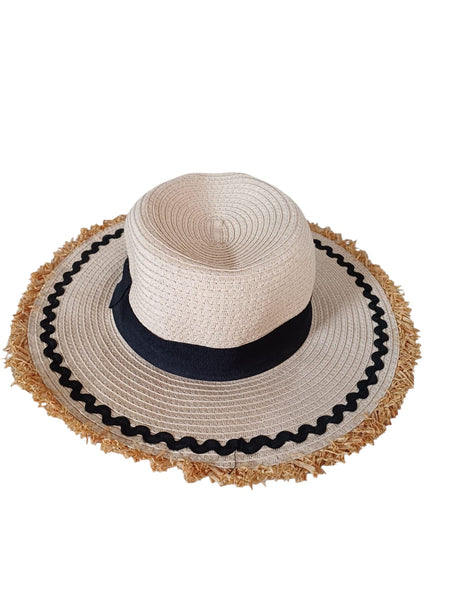 Sombrero beige tejido